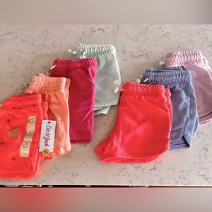 Bundle of 7 pairs of girls shorts size 6 small.
